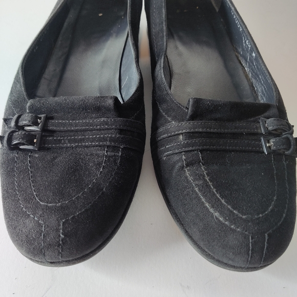 Stuart Weitzman Black Suede Loafers | Classic Buckle Detail | Women’s Size 6.5 - Picture 7 of 9